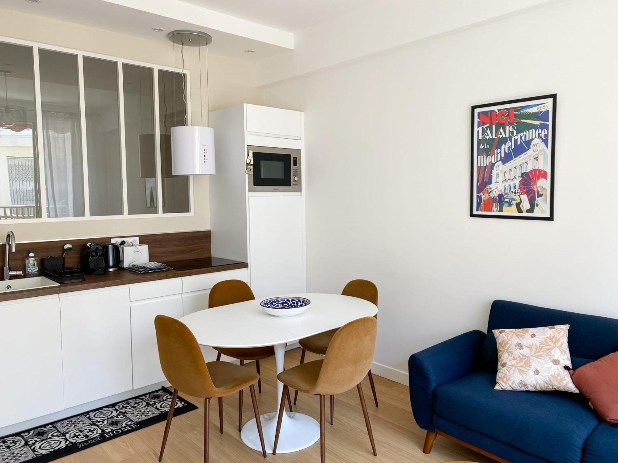 Mediterranee - Un Trois Pièces à Deux Pas De La Appartement