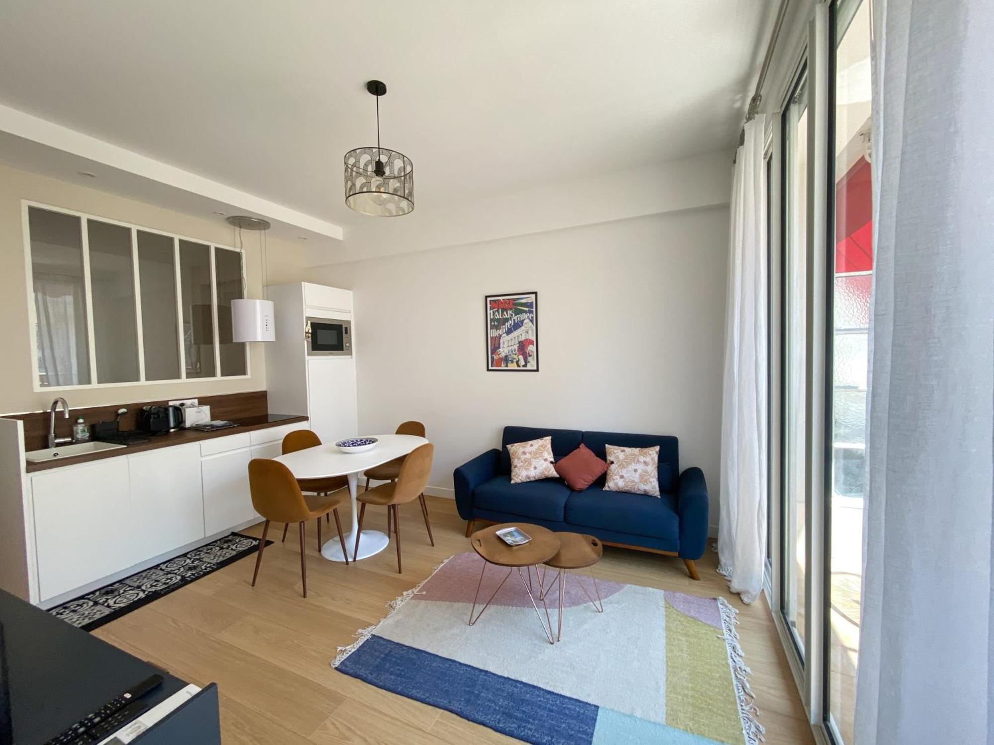 Appartement Mediterranee - Un Trois Pièces à Deux Pas De La